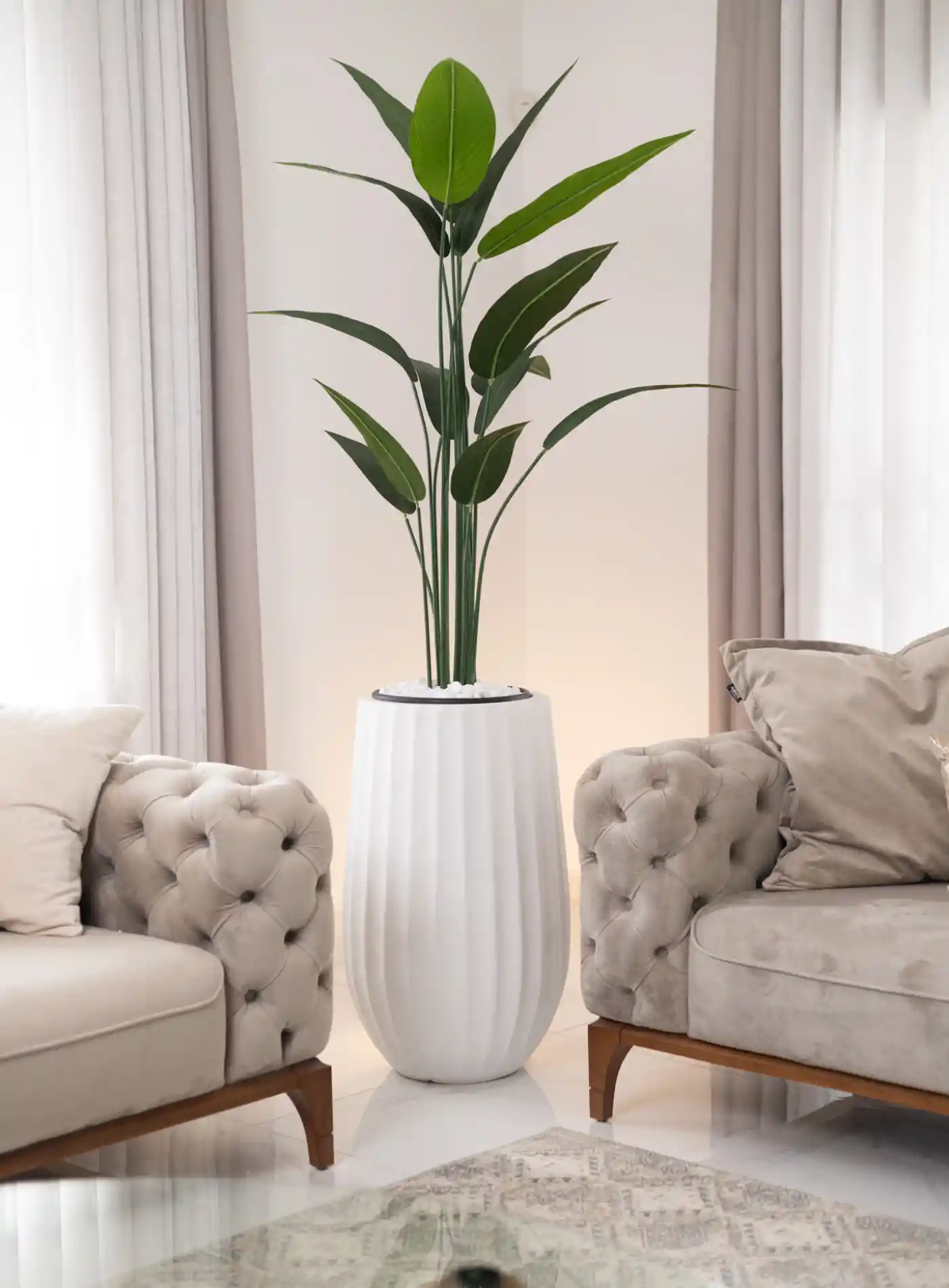כד Elegance 70 בשילוב ציפור גן עדן מלאכותית